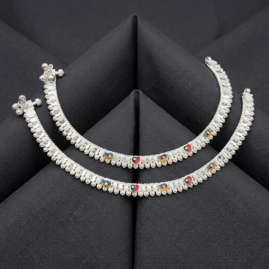 Lightweight Silver Traditional Golusu