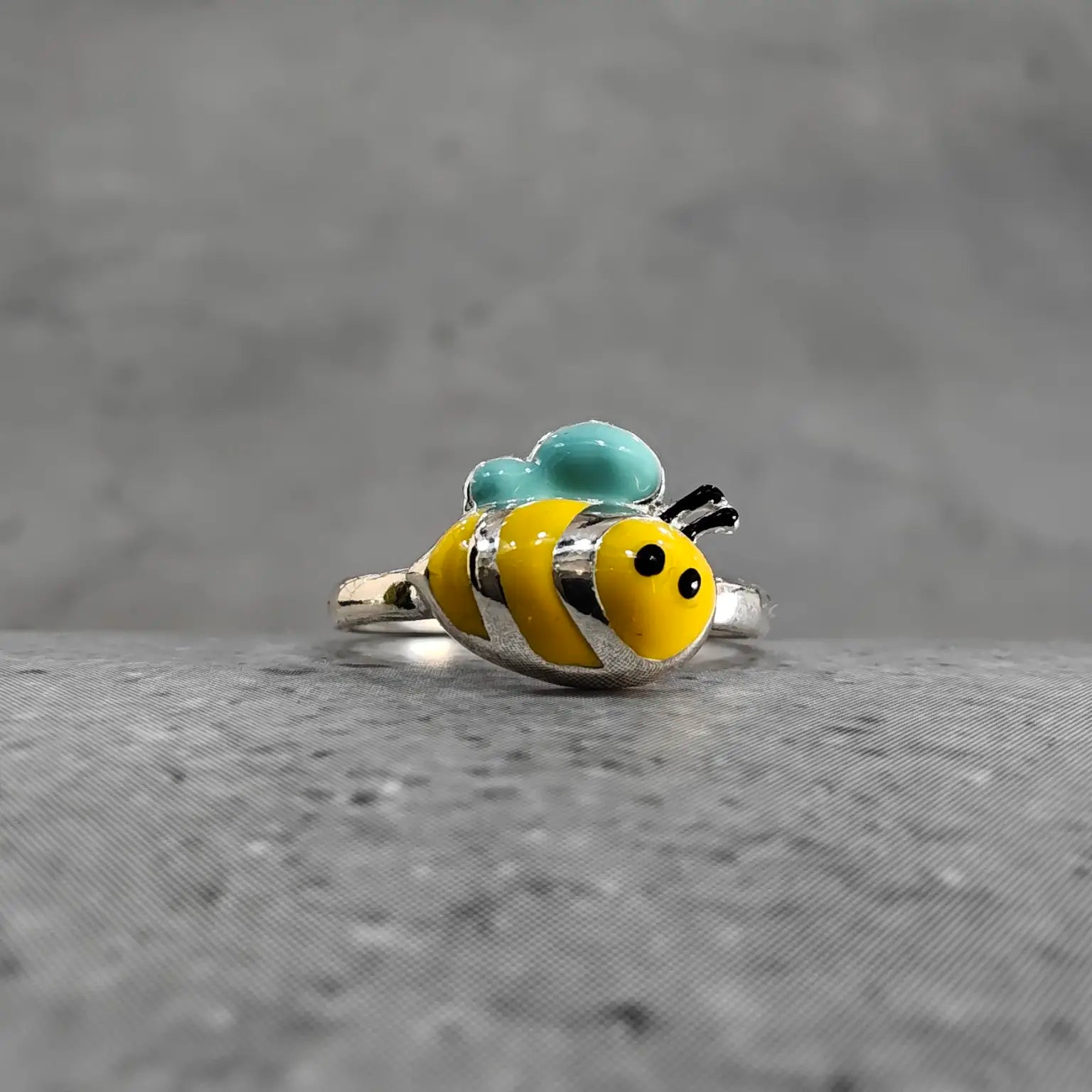 92.5 Silver Bee Metti
