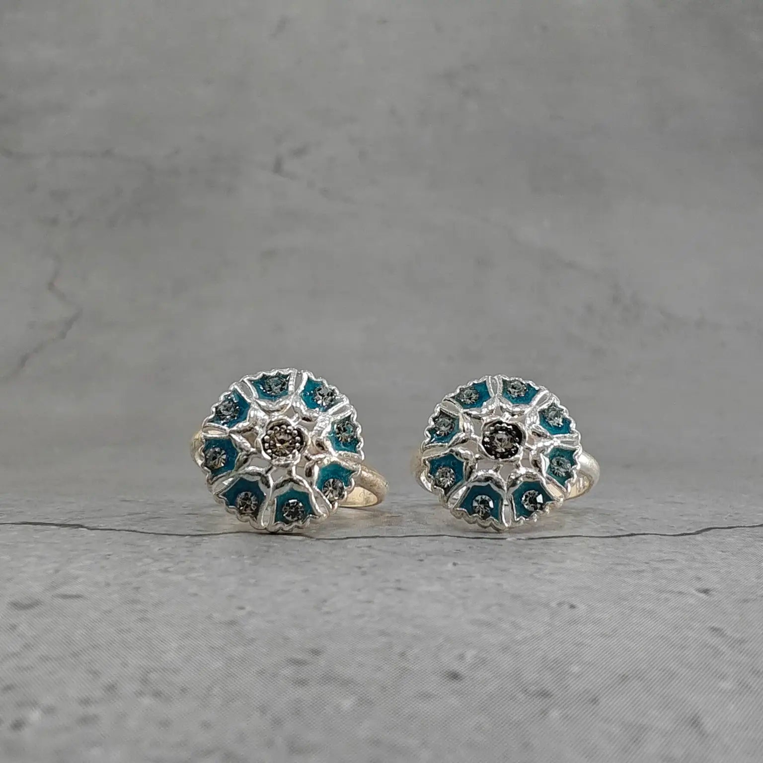 Umbrella Shaped Silver Metti