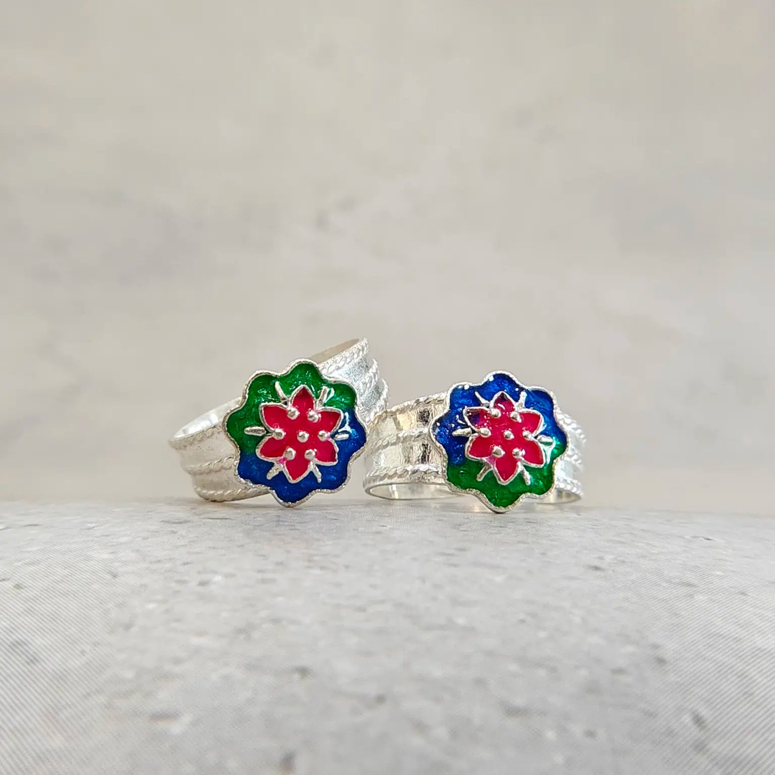 Flower Silver Metti