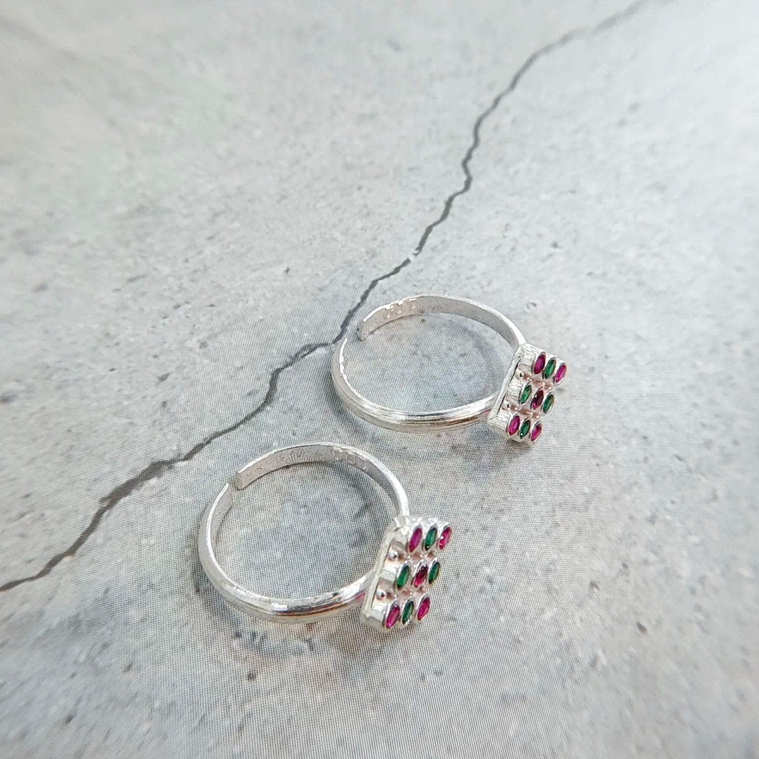 Square Shape Fancy Silver Metti