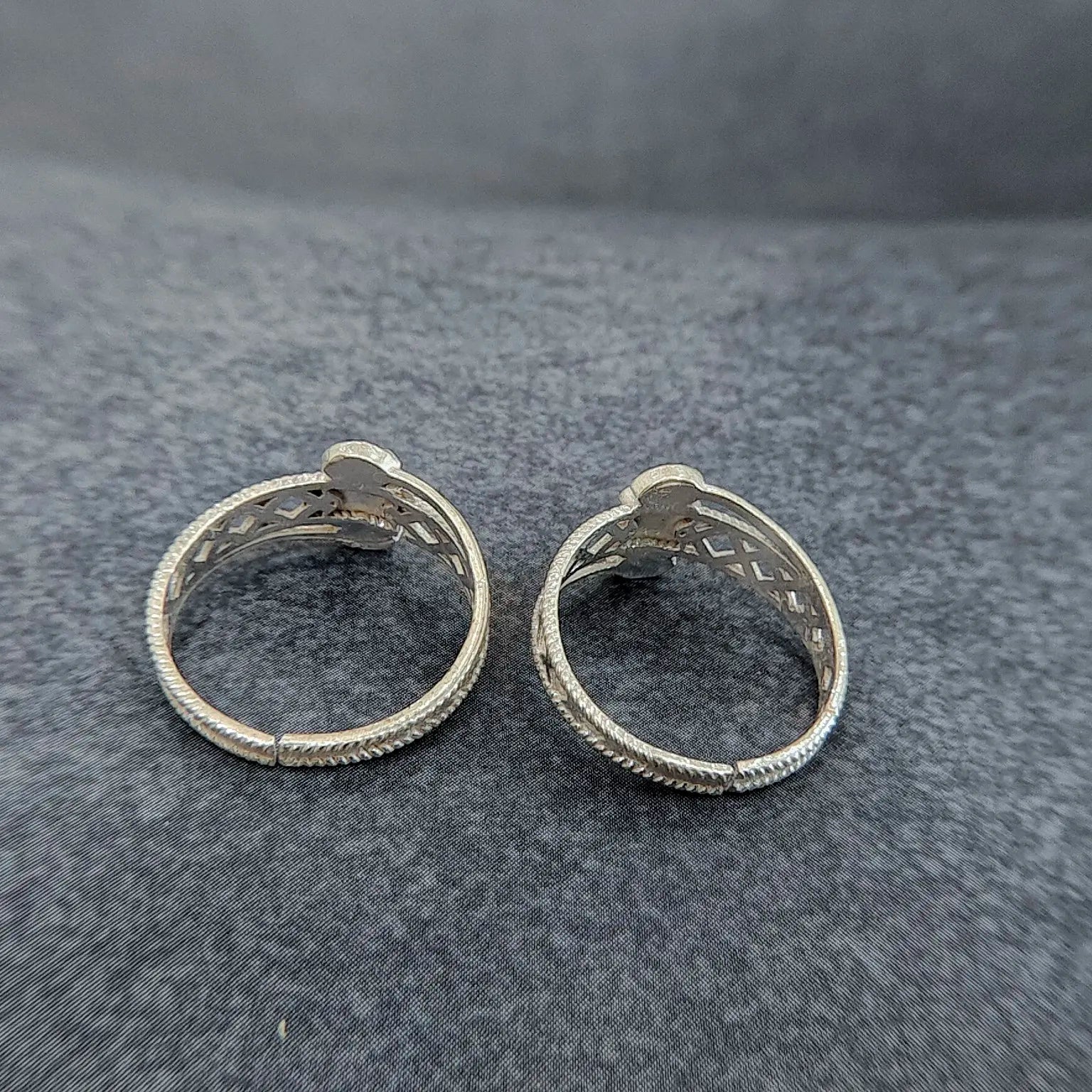 Fancy Enamel Silver Metti