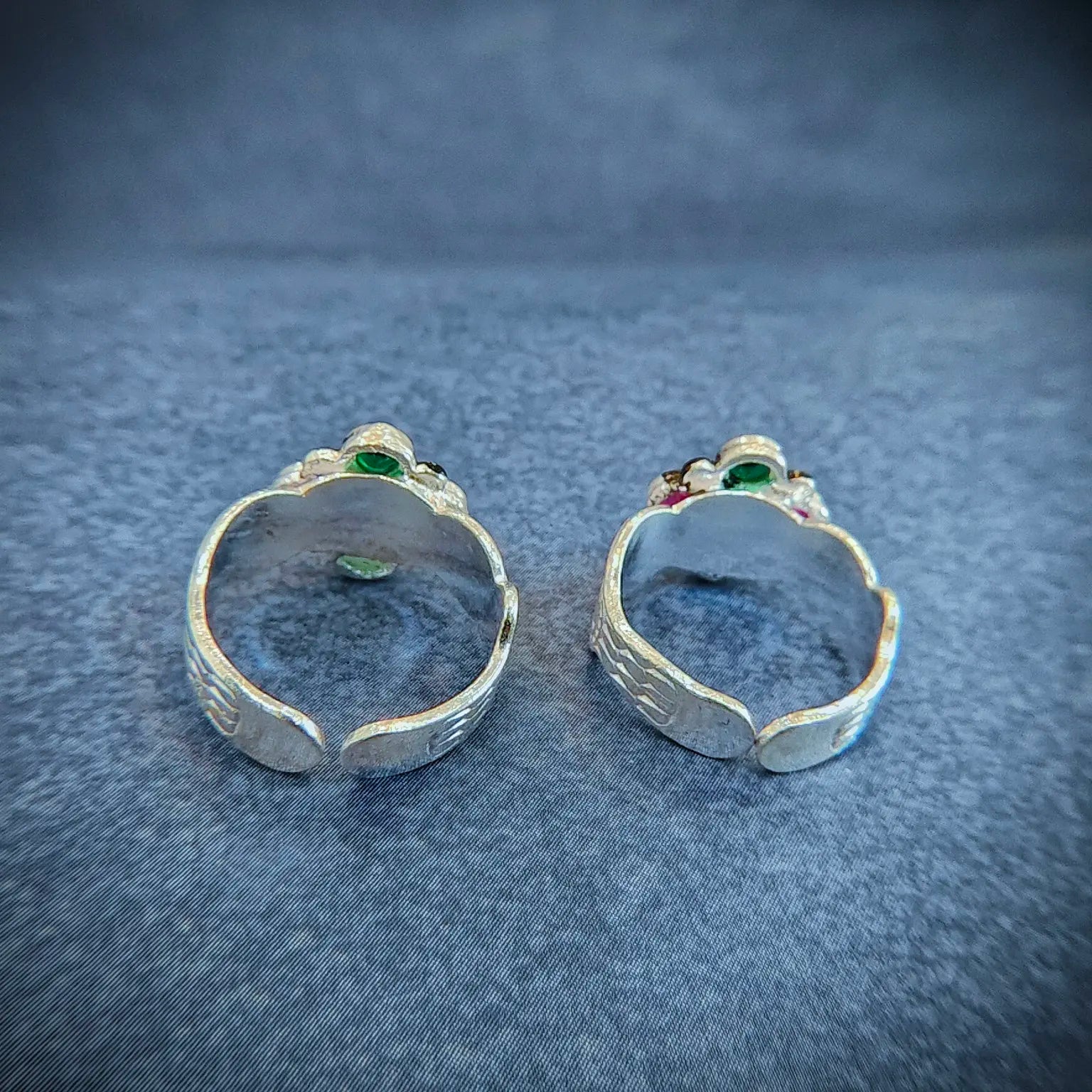 Antique Stone Silver Metti