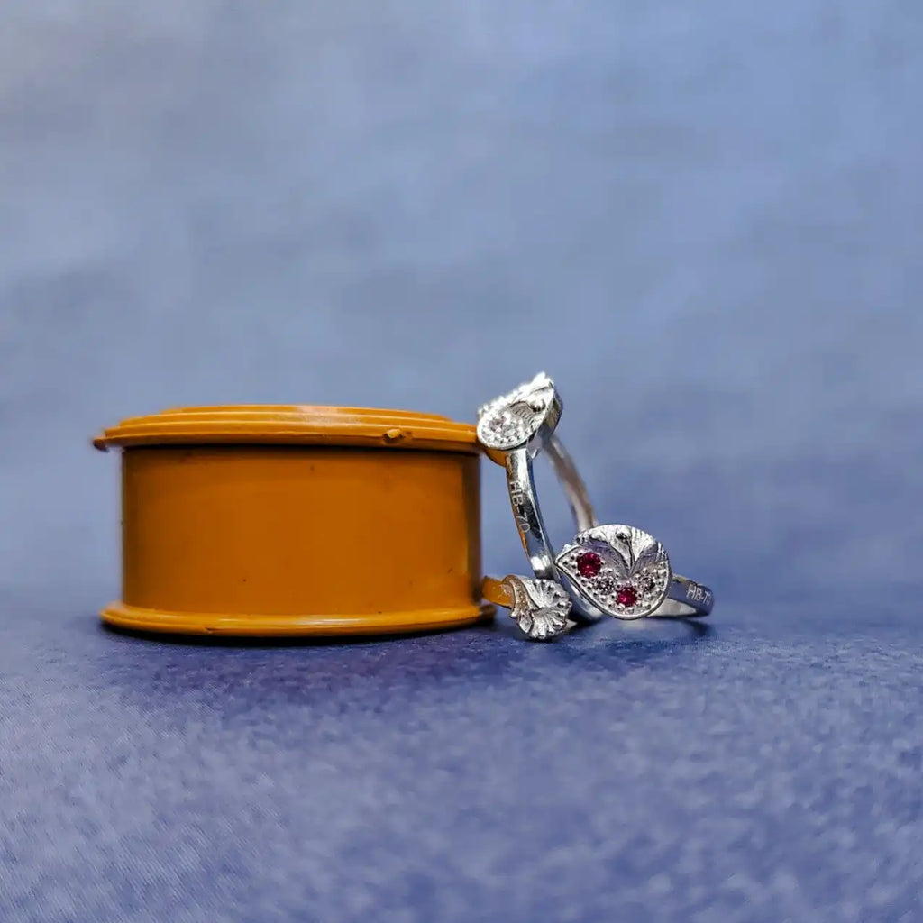 Leaf Fancy Silver Metti