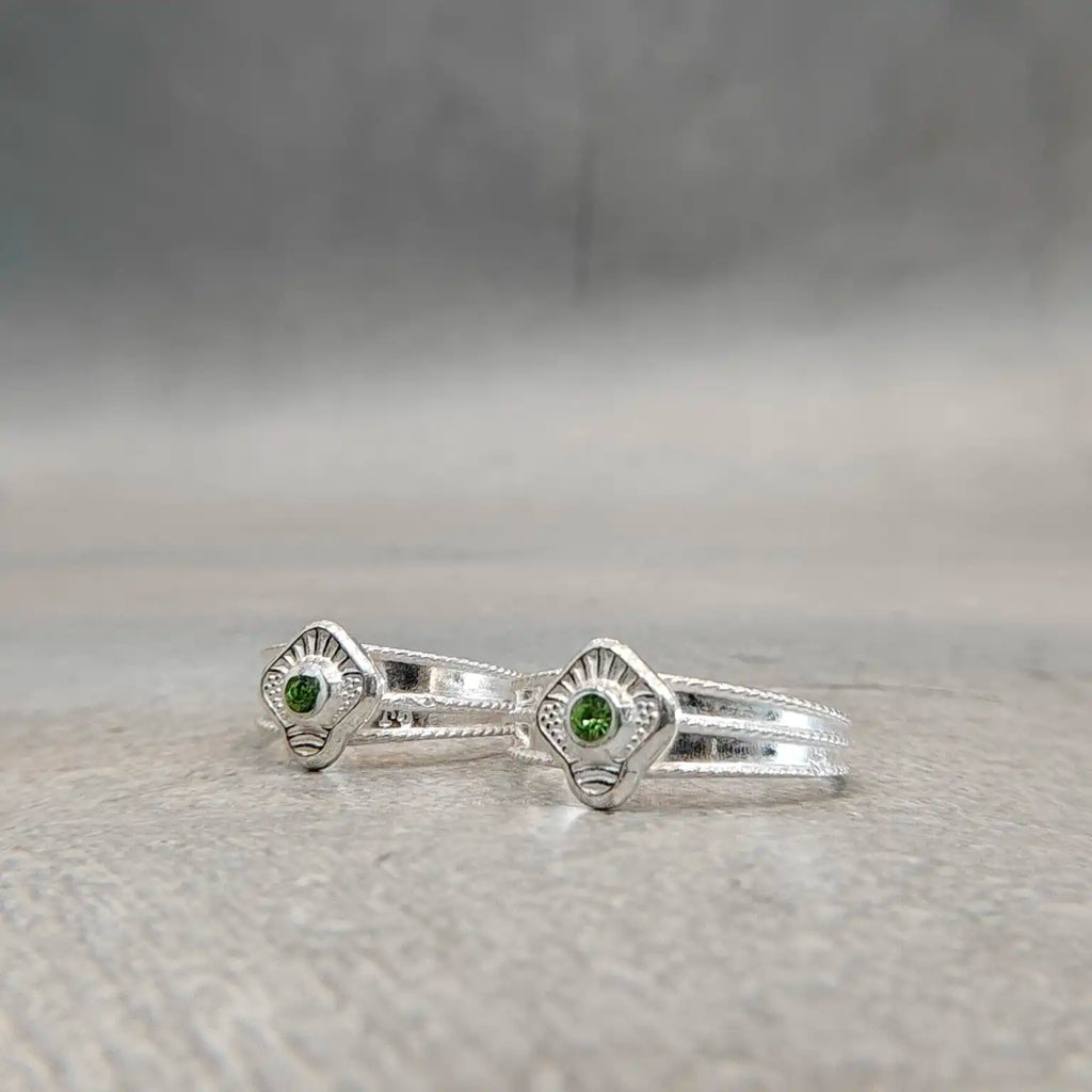 Fancy Enamel Silver Metti