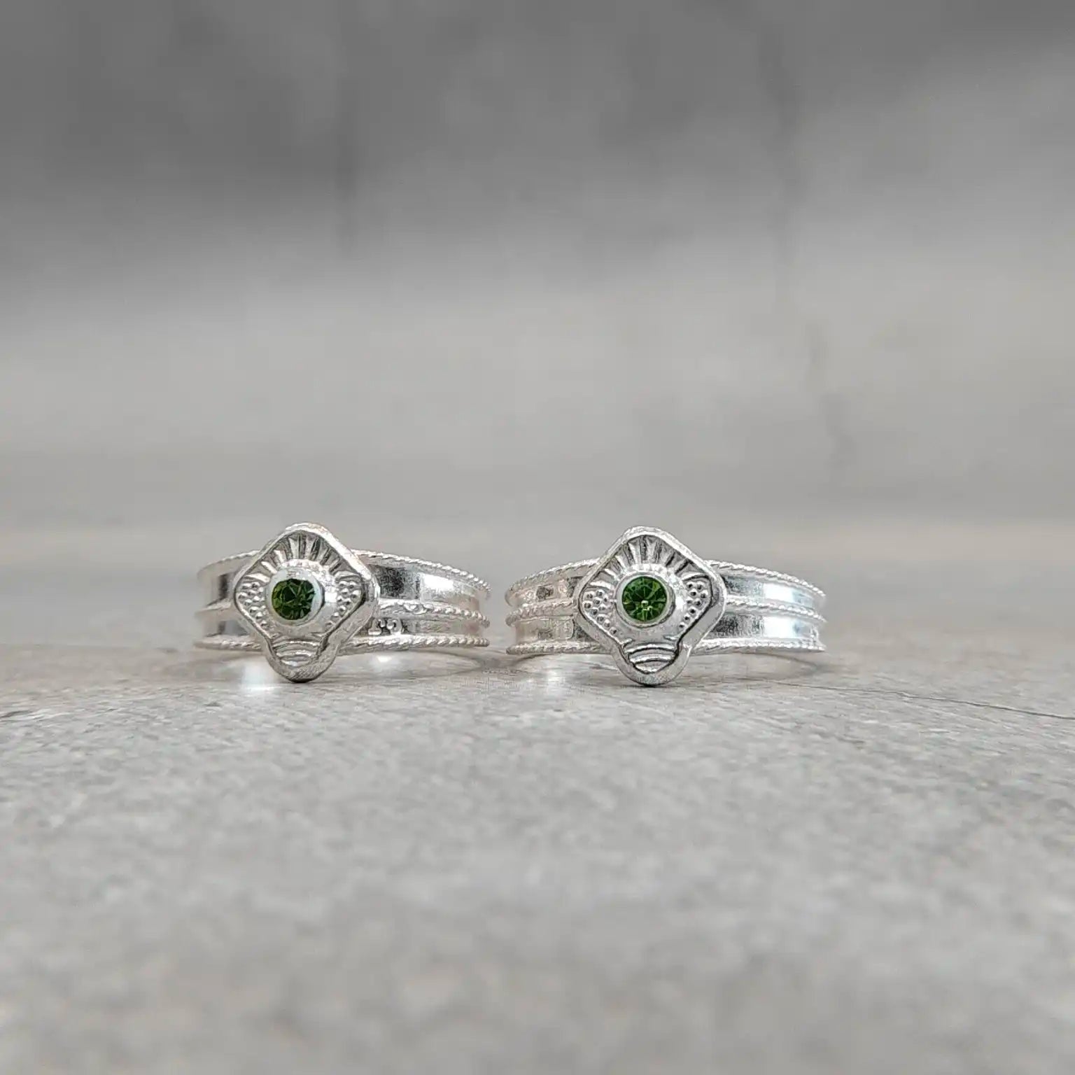 Fancy Enamel Silver Metti