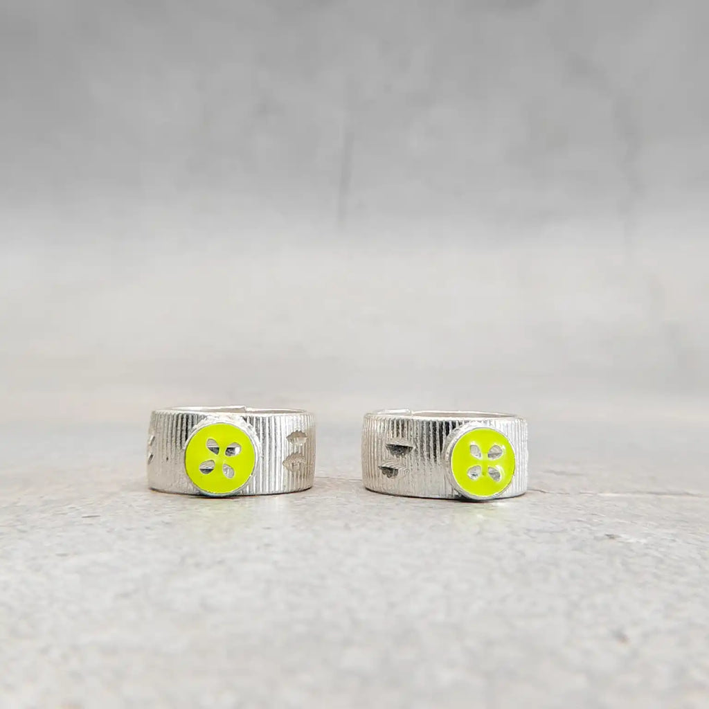 Traditional Enamel Silver Metti